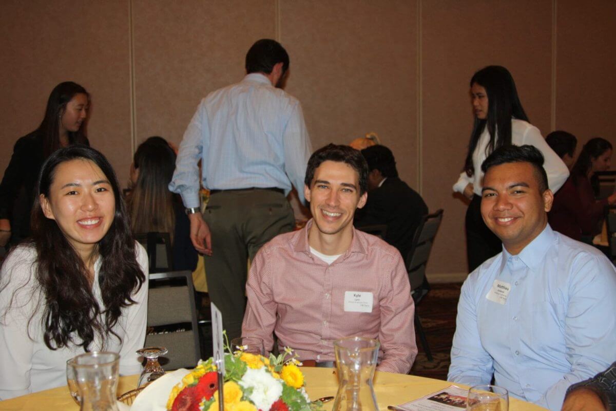 Featured image for “Apply for VSAMP (Viterbi Student Alumni Mentoring Program) and get a Mentor!”